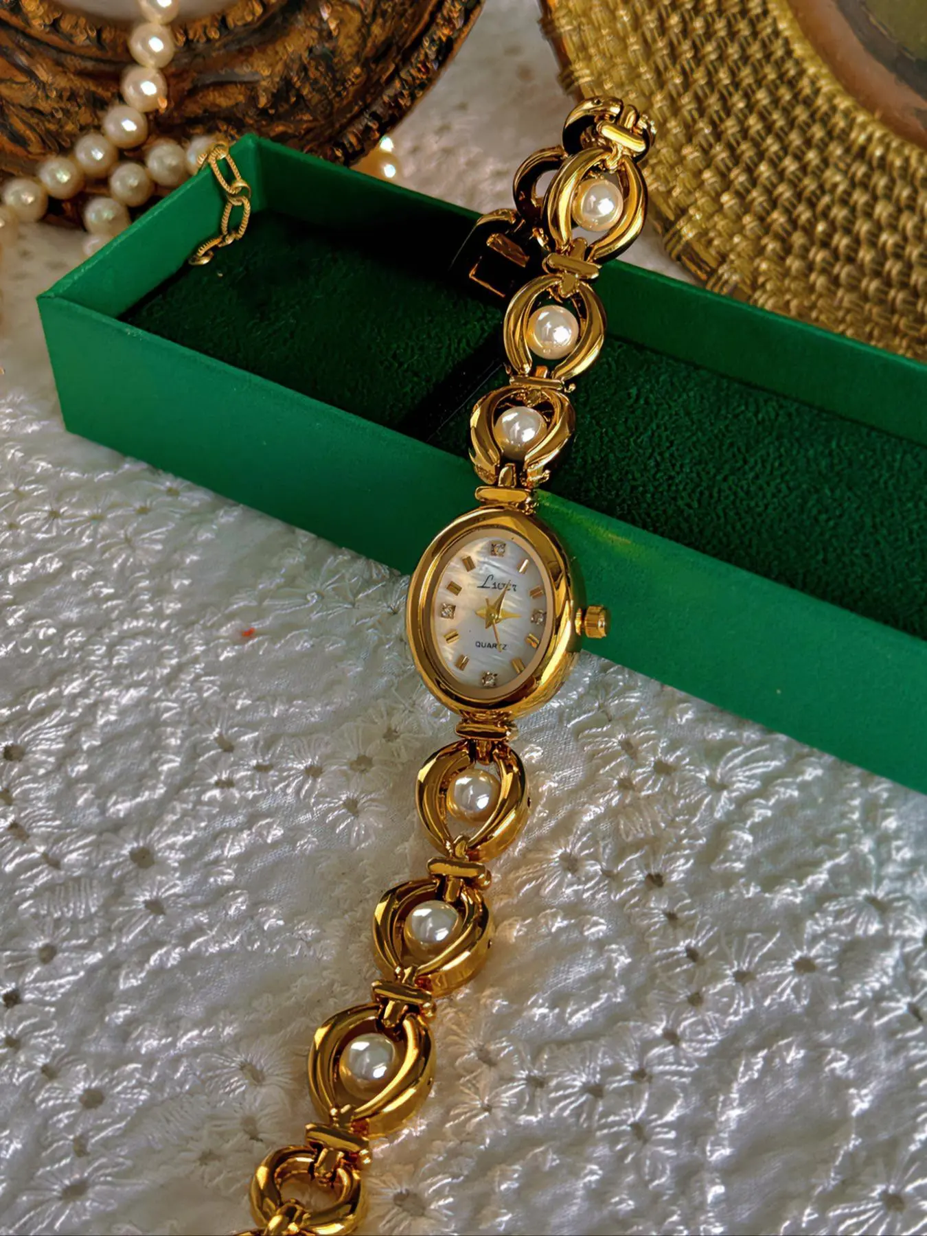 Women's Elegant Fashion Quartz Watch with Faux Pearl Bracelet Strap, Quartz Analog Watch, Trendy All-Watch Exquisite for Parties and Daily Wear, Exquisite Gift Watch