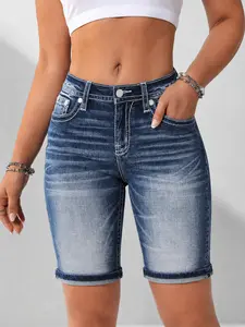Women's Medium Dark Gradient Faded Wash High-Stretch Mid-Waist Knee-Length Bermuda Denim Shorts, Distressed Ripped, Roll-Up Cuff Hem, Back Pockets, Figure-Flattering Bodycon, Vintage Y2K American Retro Summer Jeans, Womenswear Fit