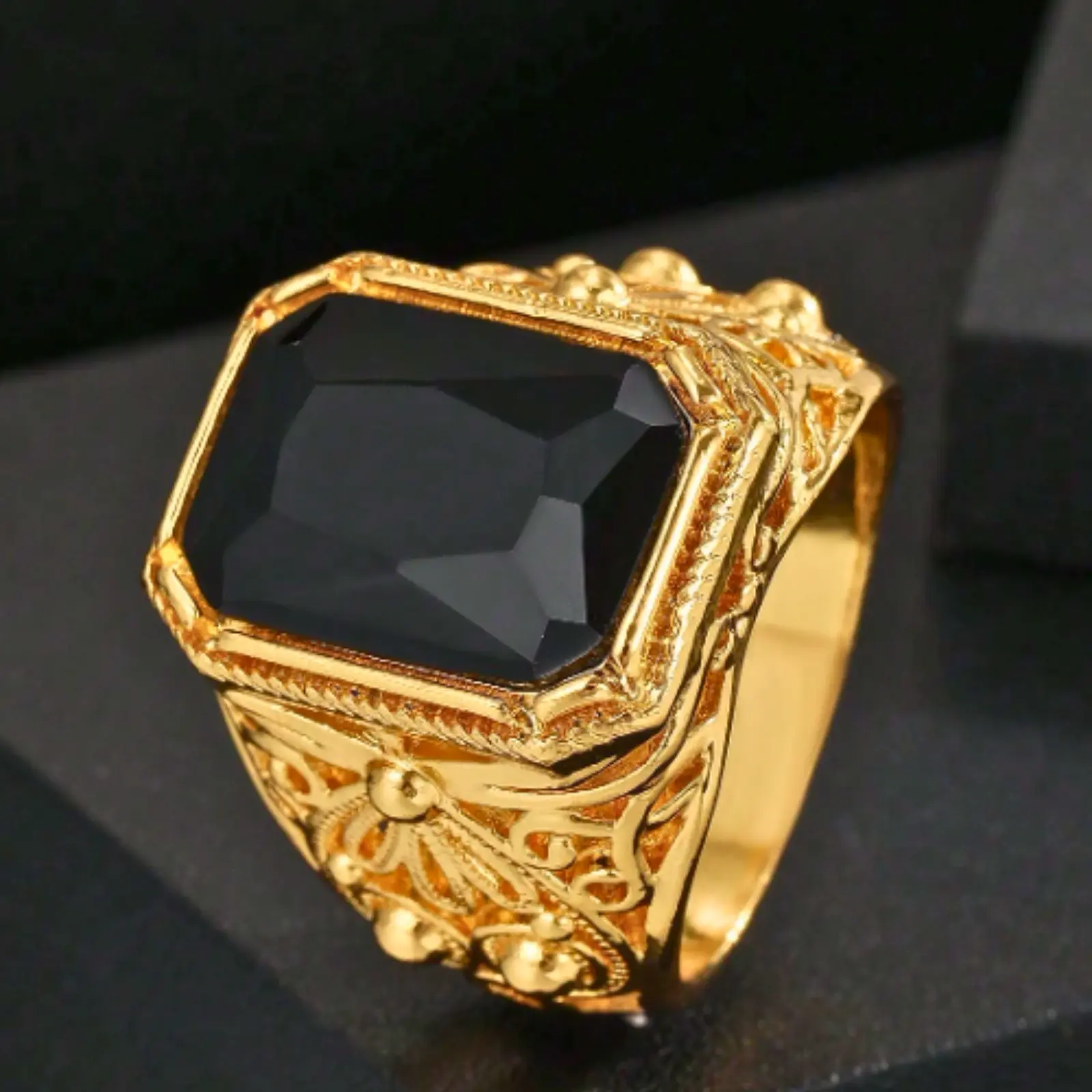 High-end men's fashion ring - Black Cubic Zirconia, suitable for parties, engagements, weddings, jewelry accessories for couples, latest model 2025