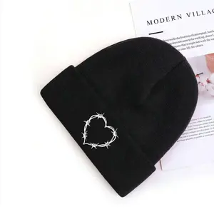 S&T 1pc Knit Beanie Hat With Iron Wire Heart Shaped Printed For Men And Women, Outdoor Windproof Warm Casual Versatile Winter Cap