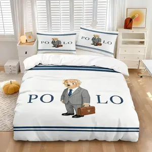 Vintage Polo Bear Duvet Cover Set, Includes One Comforter Cover and 1/2 Pillowcases, American Casual Cartoon Adorable Quilt Cover, Decorative Duvet Cover, Ins Style Bedding Decor, Soft Skin-Friendly