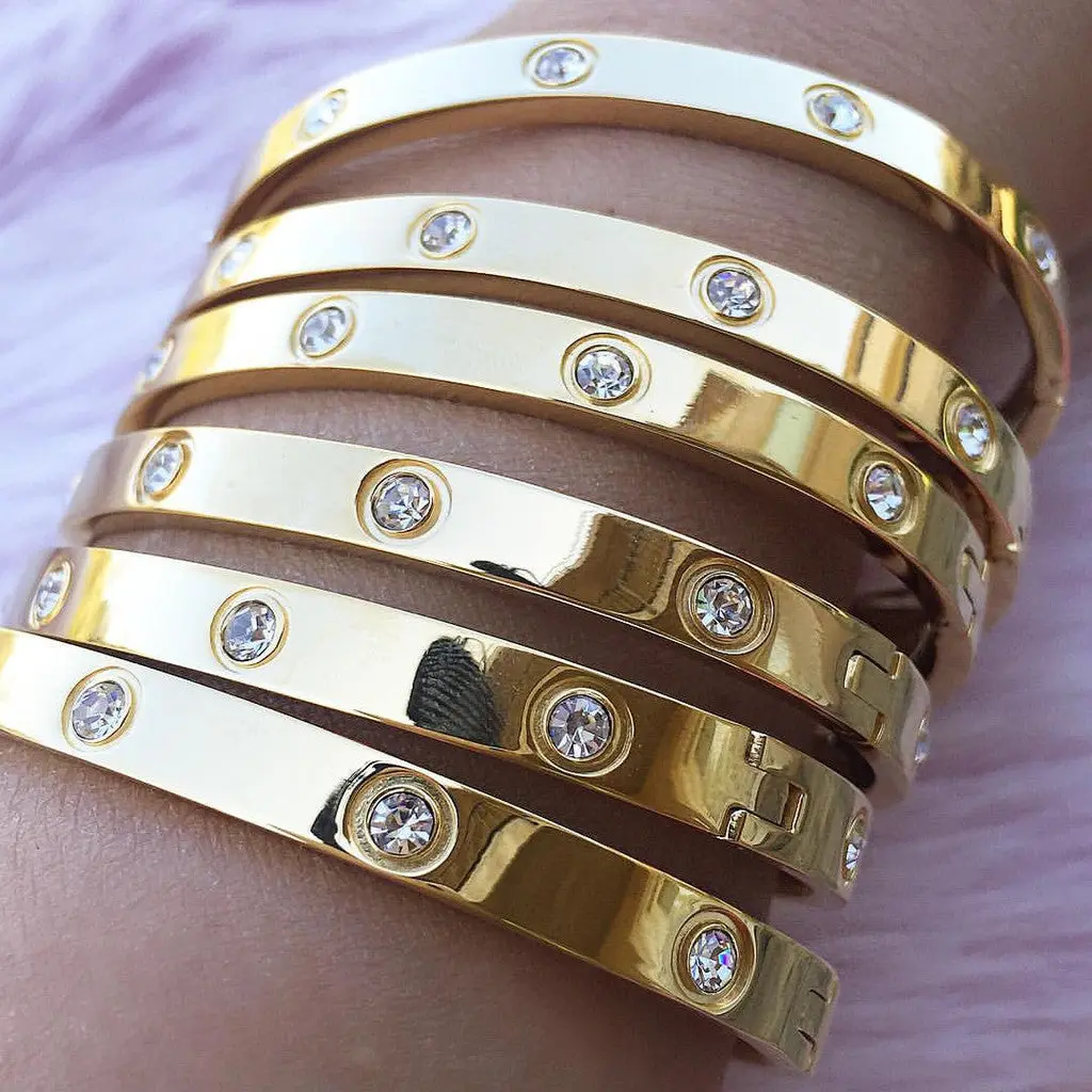 Love Bangle (TF)
