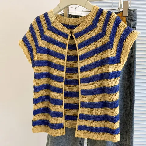 Women's Striped Round Neck Unique Knit Knitting Fitted Short Fashion Cardigan Knitwear, Elegant Casual Style for Daily Wear, Perfect for Spring & Summer Seasons