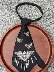 Unique Design Silver Color Pendant Necklace, Perfect for Daily Wear & Stage, Elegant Accessory for Blazers & Shirts