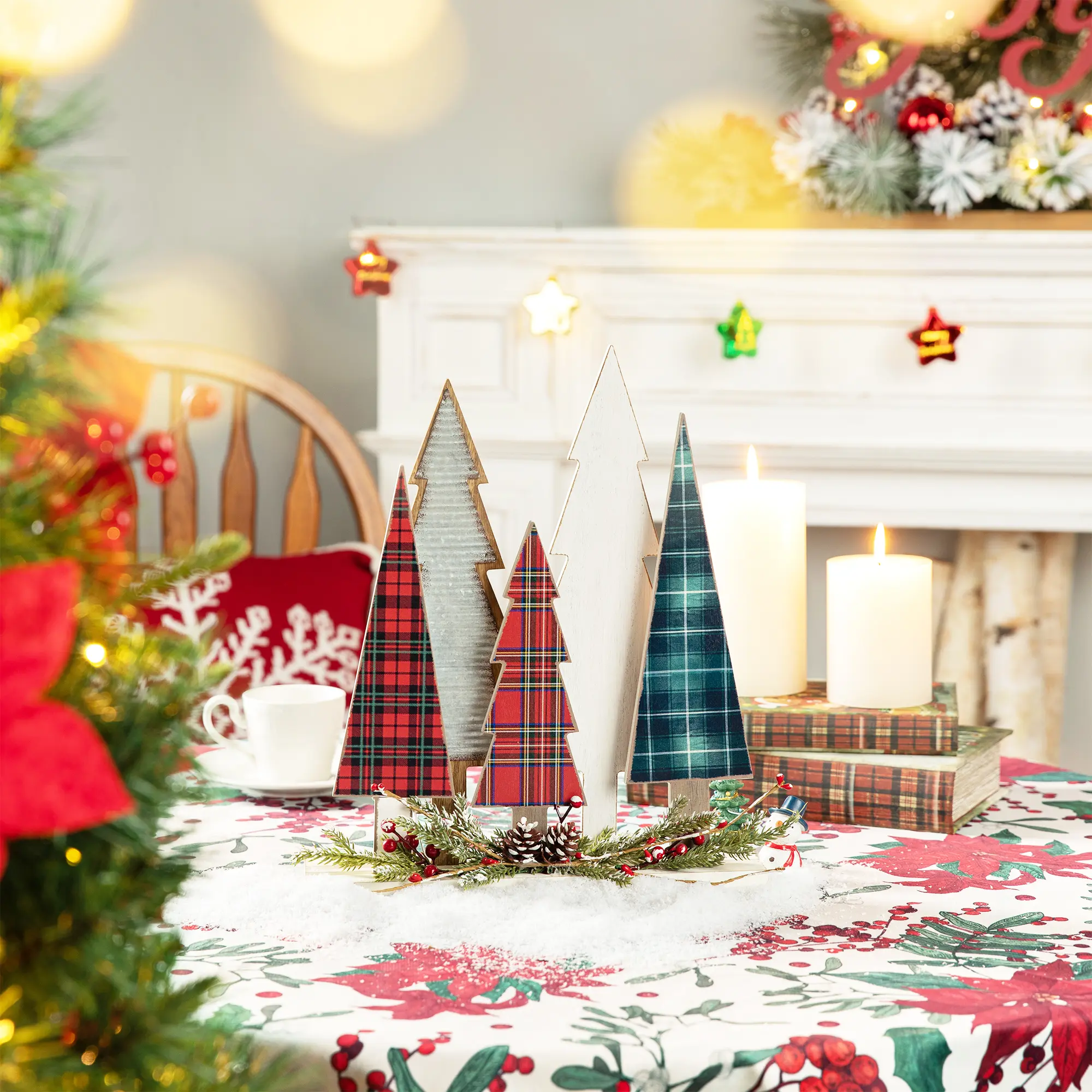 Glitzhome 14-in Decorative Wood Christmas Tree Table Decor, Holiday Centerpiece for Mantel