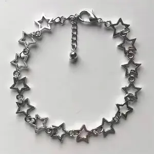 [Limited time event] Hollow five-pointed star bracelet niche simple personality high-end design bracelet birthday gift