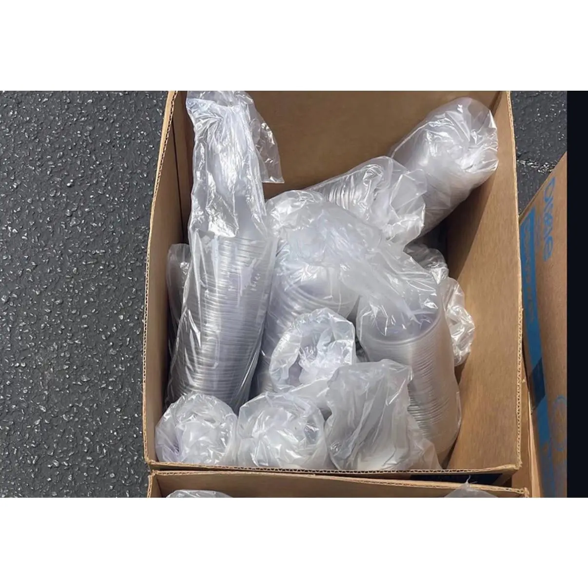 100 pack Clear Plastic Cups in Bulk Packaging Ideal for Events and Parties