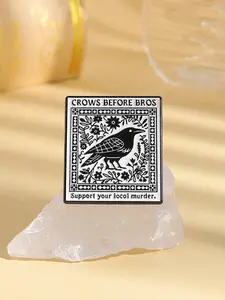 Crow Brooch Crows Before Bros Pin Gothic Style Enamel Badge Vintage Metal Pin for Goth Lovers Bird Watchers Nature Accessory Durable Metal Pins