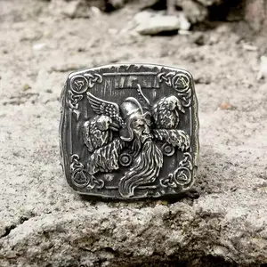 GTHIC Stainless Steel Odin Huginn & Muninn Viking Ring Vintage Design for Men Nordic Accessory for Daily Wear or Father’s Day Gift