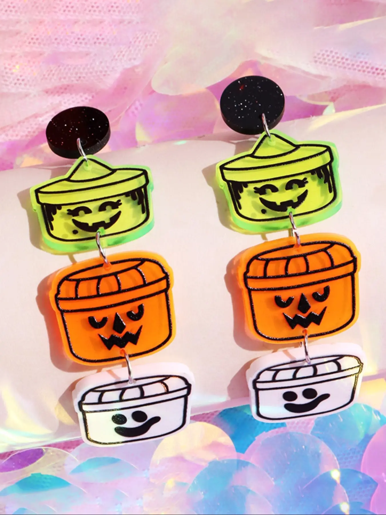 2 Cute Halloween Cartoon Pumpkin Acrylic Ear Accessories, Adorable Set of 2 with No Gift Box, Fun Halloween Jewelry