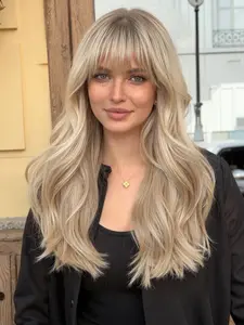 22-Inch Long Wavy Wig with Bangs, Hair Wigs, Synthetic Hair, Lightweight and Breathable, Perfect for All Seasons, Easy Maintenance