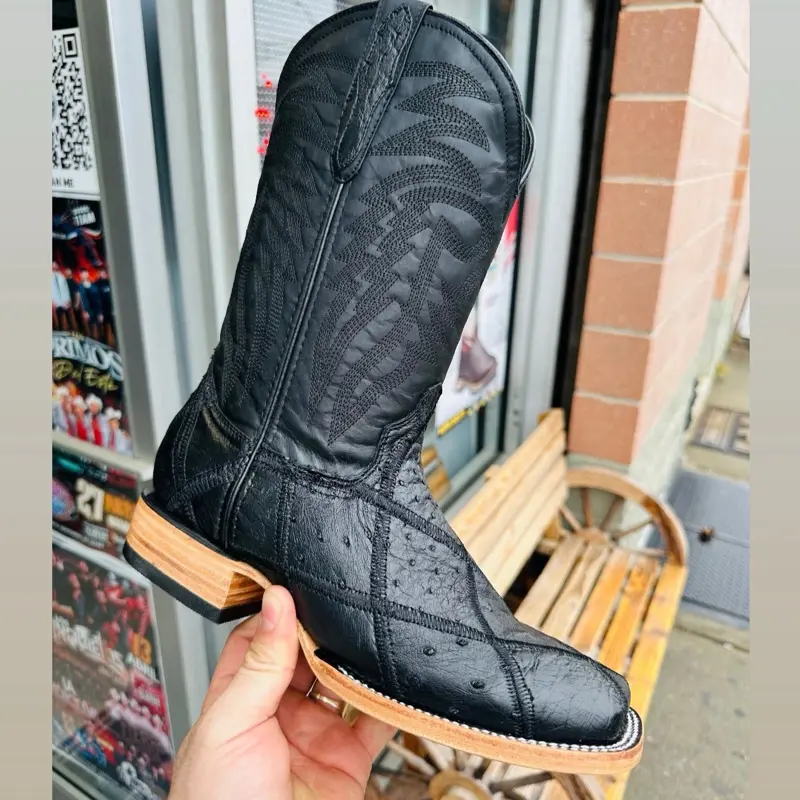 Bota para caballero avestruz horma bull dog