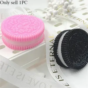 Stress Relief Fidget Toy, Stretchable Cookie Pressed Biscuit, Anxiety Reduction Tool, Ideal for Students & Office Use, Small Anti-Anxiety Item