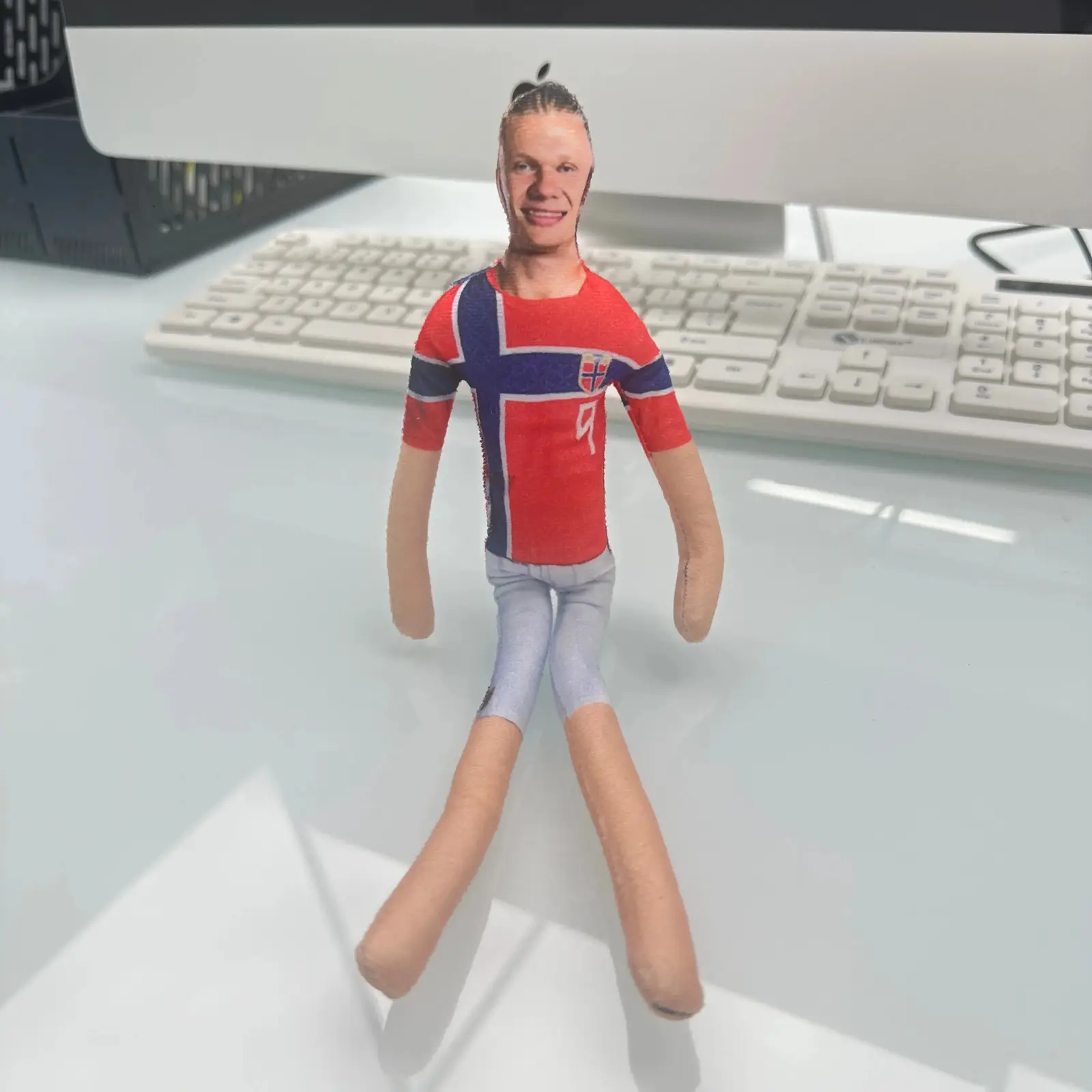 Soccer Player Plush Doll, Abstract Poseable Jointed Figure, Bendable Soft Stuffed Toy, Ideal Room Home Decor, Funny Collectible Gift for Football Sports Fans