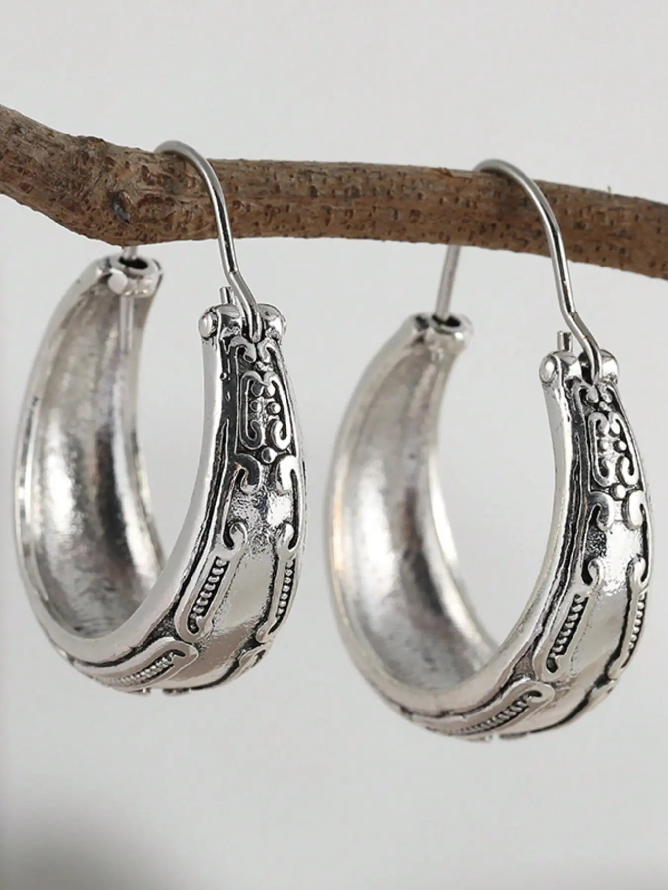 Boho Earrings, Silver Color Women's Handmade Earrings, Gift for Her, Textured Silver Earrings, Dangling Huggie Earrings, Hoop Shape Earrings, Vintage Carved Pattern, Ethnic Jewelry, High Quality Earrings