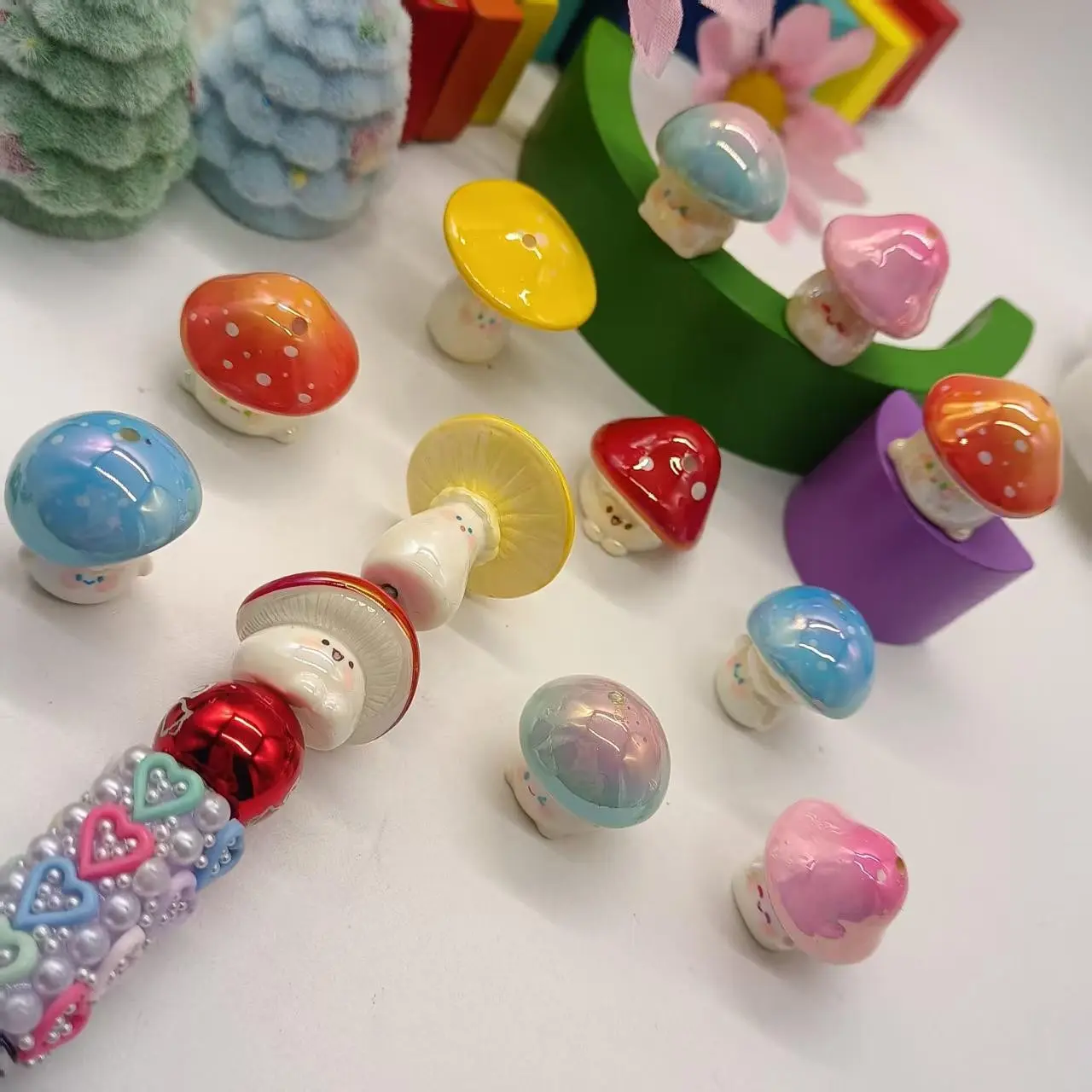 6pcs Colorful Cartoon Mushroom Resin Beads, DIY Jewelry Making Supplies, Creative Three-Dimensional Decorative Beads for Phone Chains, Diy Beading Accessories, Diy Jewelry Decoration