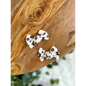 Pigtail Clip Set - Vintage Daisies