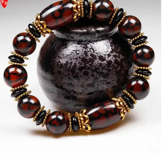 Natural Red Agate Gemstone Bracelet, 15mm Beads, 16cm Length - Rare Stone Collectible Cultural Item