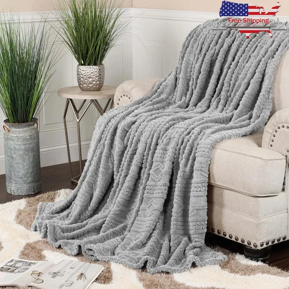CozyLoom™ Throw Blanket