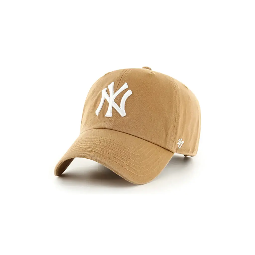'47 NY Yankees Clean Up Fashion Accessory Cap in Camel, Unisex Garment Washed Cotton Twill with Adjustable Strap for Fans of the NY Yankees, Casual, Loose, No Loop Label, New York Logo Hats, Nyc Graphic Hats, Embroidered Logo, Dad Cap Style, Solid, Import