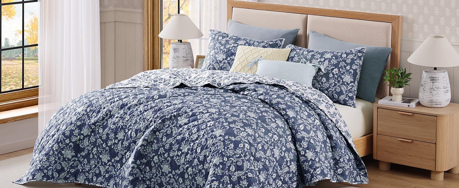 Quilt Set Twin Size, Oxford Blue Floral Quilt Sets, Reversible Bedspread Lightweight and Breathable for All Seasons, Soft Quilted Bedspread with 1 Pillow Sham Quilt Set Twin Size, Oxford Blue Floral Quilt Sets, Reversible Bedspread Lightweight and Breathable for All Seasons, Soft Quilted Bedspread with 1 Pillow Sham