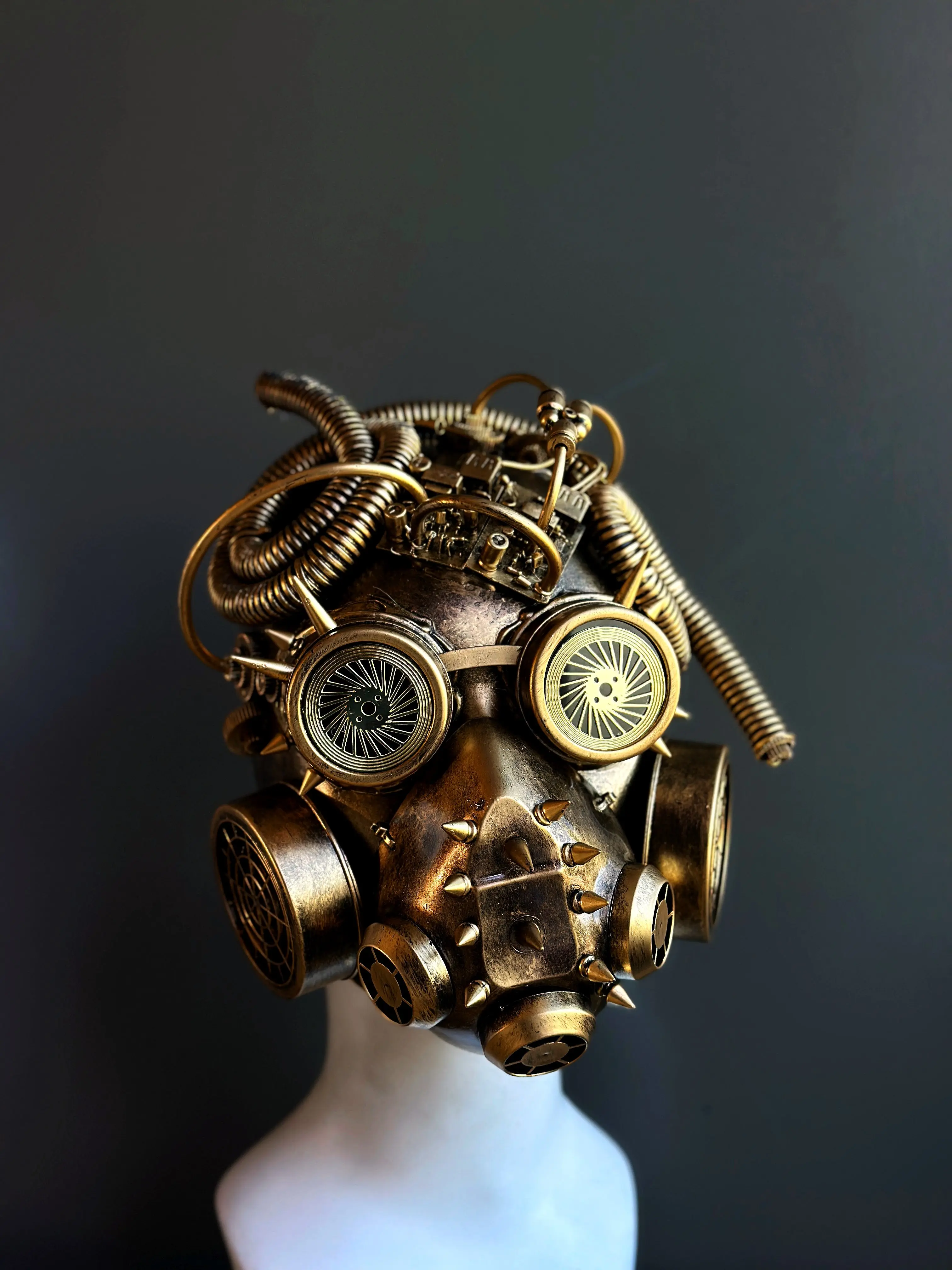 Steampunk Cosplay Biohazard Mask - Gold