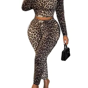 Plus Size Women's Sexy Mock Neck Patch Detail Leopard Top And Leggings 2pcs Set, Suitable For Sporty, Date Night, Birthday, Bachelorette Party Outfit, Casul, Shopping, Streetwear, Going Out, Easy To Match&Looks Slim, Flatter The Figure Clothing Womenswear