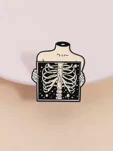 X-Ray Anatomy Badge, Medical Fun Card Stock Pin, Transparent Body Relief Brooch, Humorous Funny Gift for Medical Students, Unique Tech Enthusiast Accessory