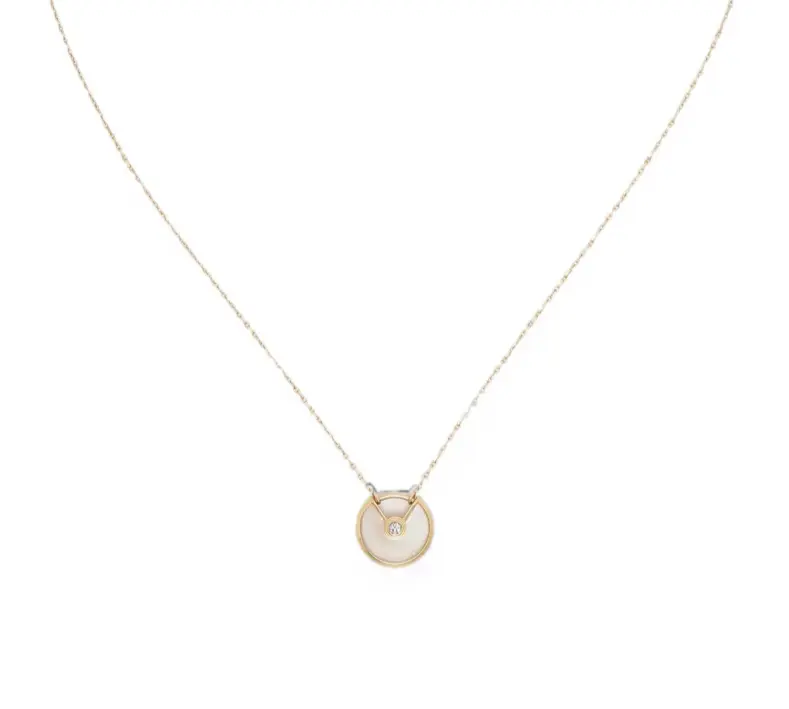 Pre-owned Cartier Amulette De White Mother of Pearl Pendant Necklace Yellow Gold Chain, Non Full Set