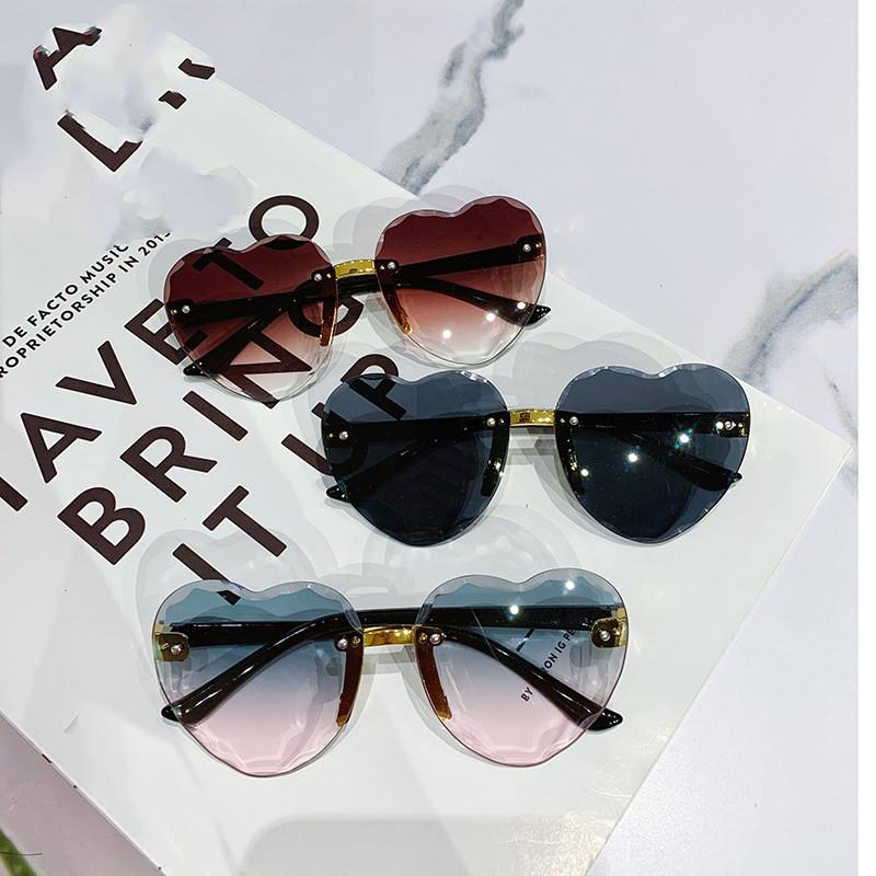 Women's Heart-shaped Summer UV Protection Sunglasses