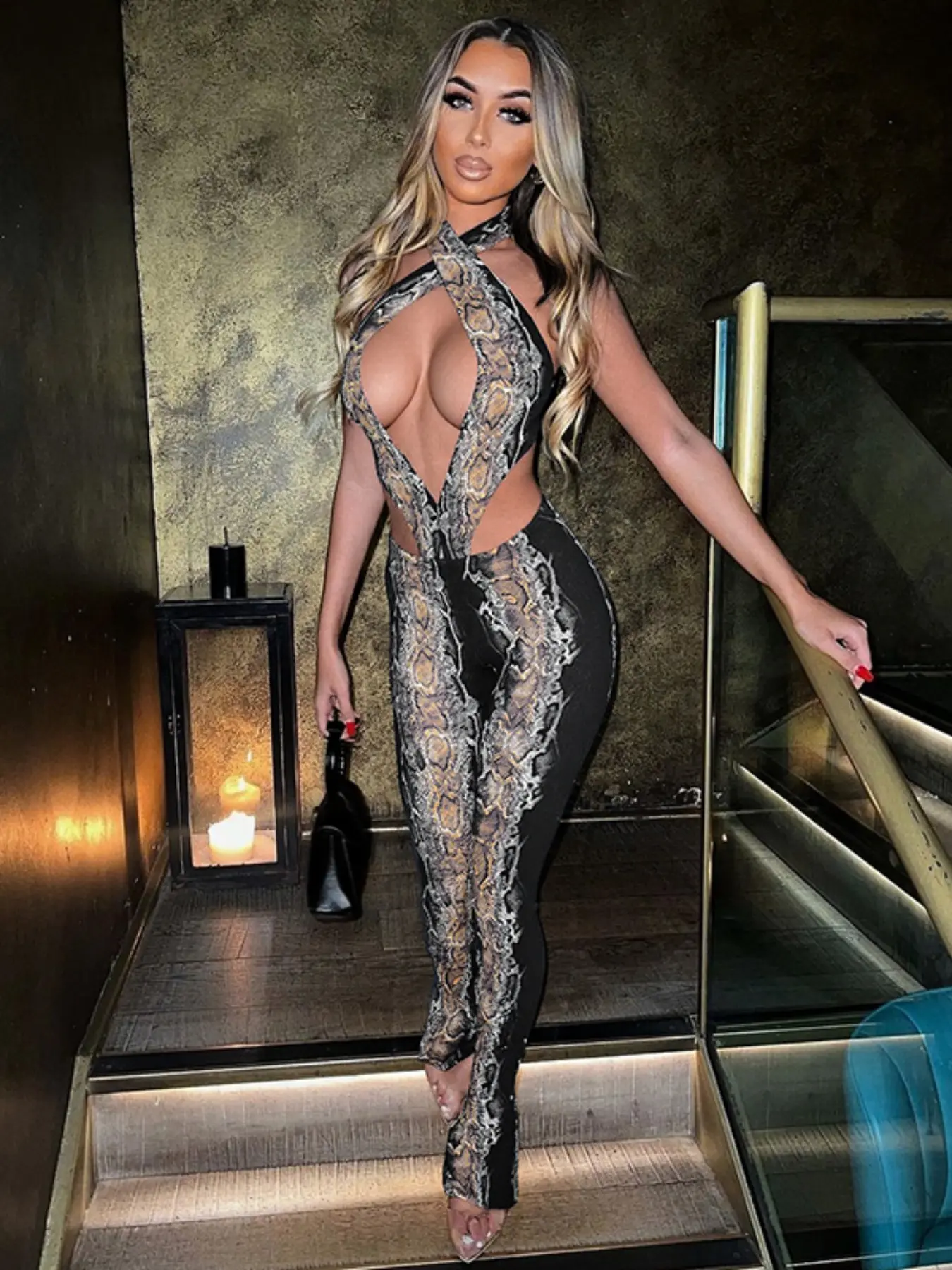 Women's Halter V Neck Snake Print Cut Out Backless Sleeveless Bodycon Jumpsuit, Fashion Aesthetic Cross Design, Party Date Wear Outfit, Womenswear