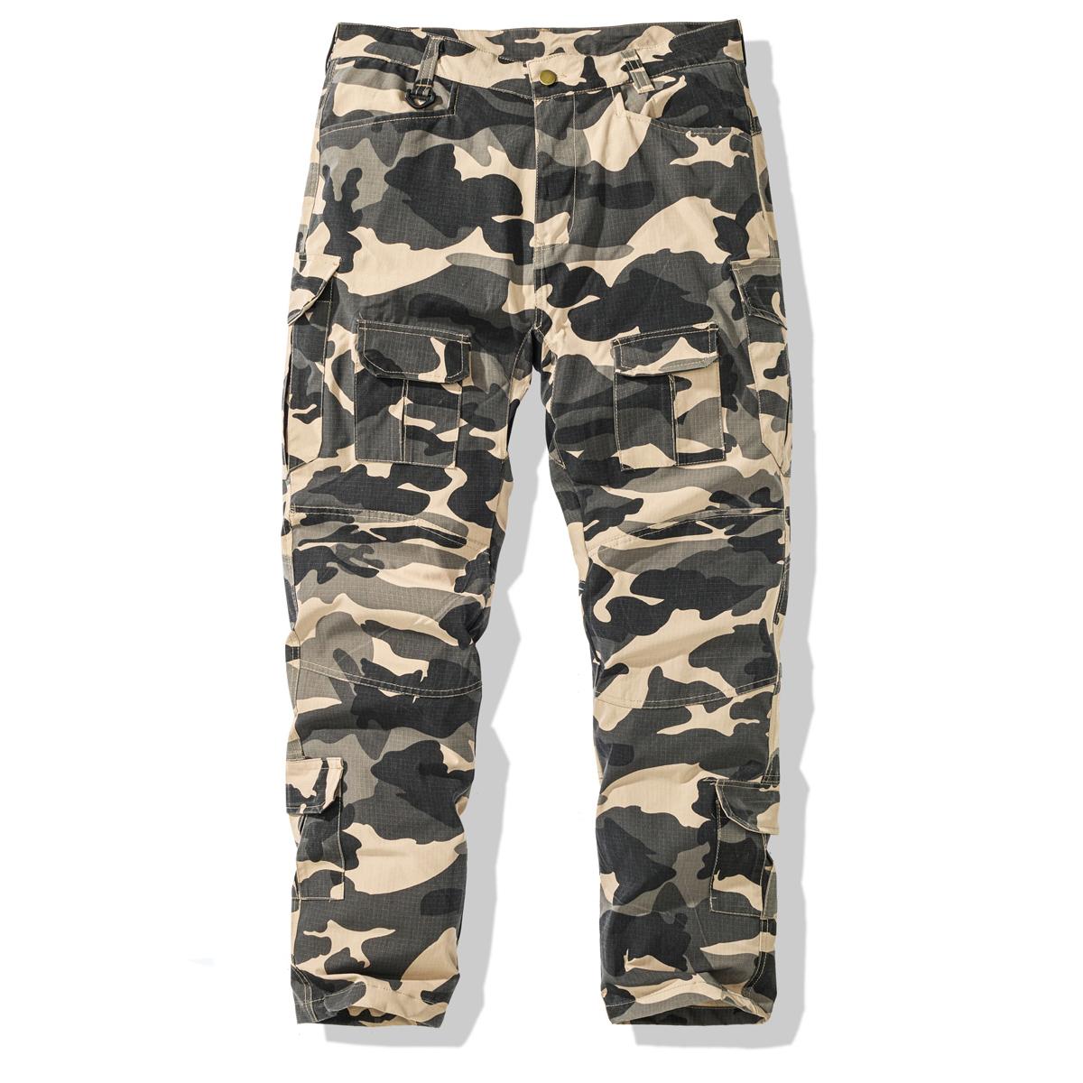Heavyweight camouflage work pants that are durable and highly functional, featuring a camouflage pattern for work environments and spring use.