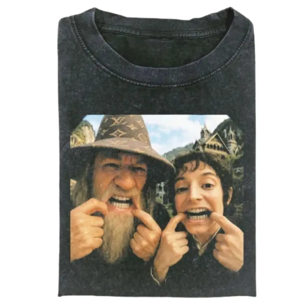 Lord of the Rings Vintage Graphic Tee, Gandalf Frodo Retro Shirt, Classic Movie Graphic Tee, Lord of the Rings Fan Gift, Fantasy Movie T-Shirt, Crew Neck T-shirt, Trending T-shirt, Gift for Men Women