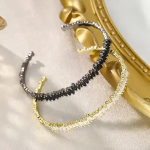 Irregular geometric zircon open cuff bracelet, a stylish and sparkling jewelry piece. Ideal for women’s trendy outfits, perfect for parties, dates, and daily wear. A great gift for birthdays, Mother’s Day, and anniversaries.