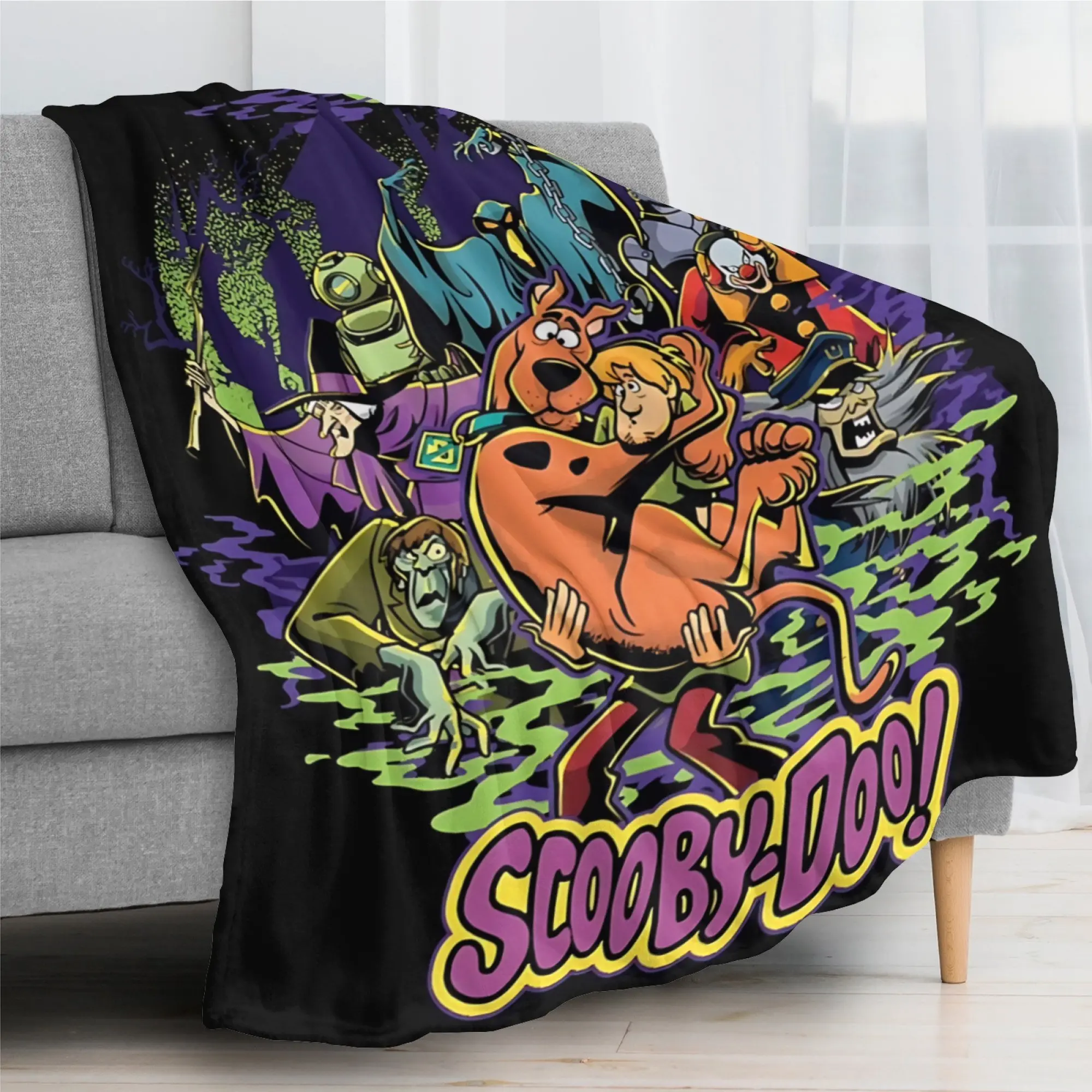 Scooby-Doo Haunted House Flannel Blanket, Scooby and Gang Spooky Monster Characters Print, Super Soft Warm Cozy Plush Throw, Perfect for Sofa Bedroom Fall Decor, Ideal Halloween Gift for Cartoon Fans