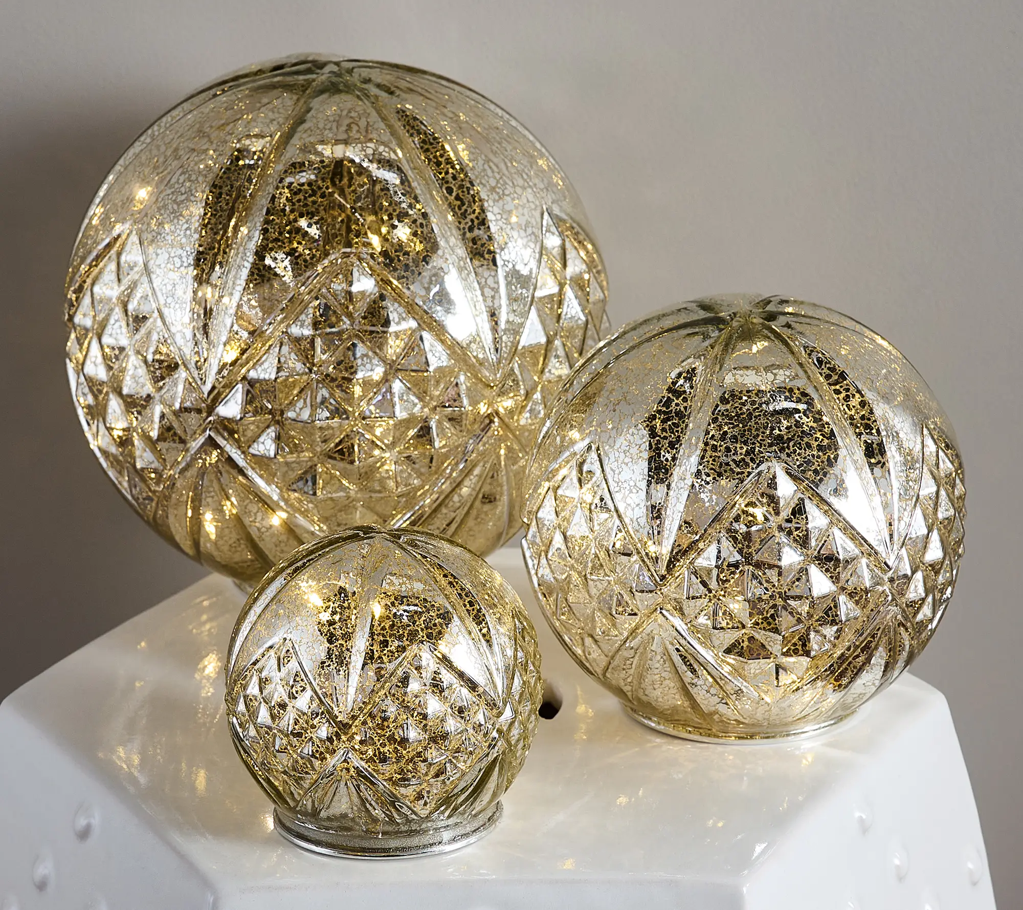 BFF Collection Set of 3 Illuminated Mercury Glass Spheres