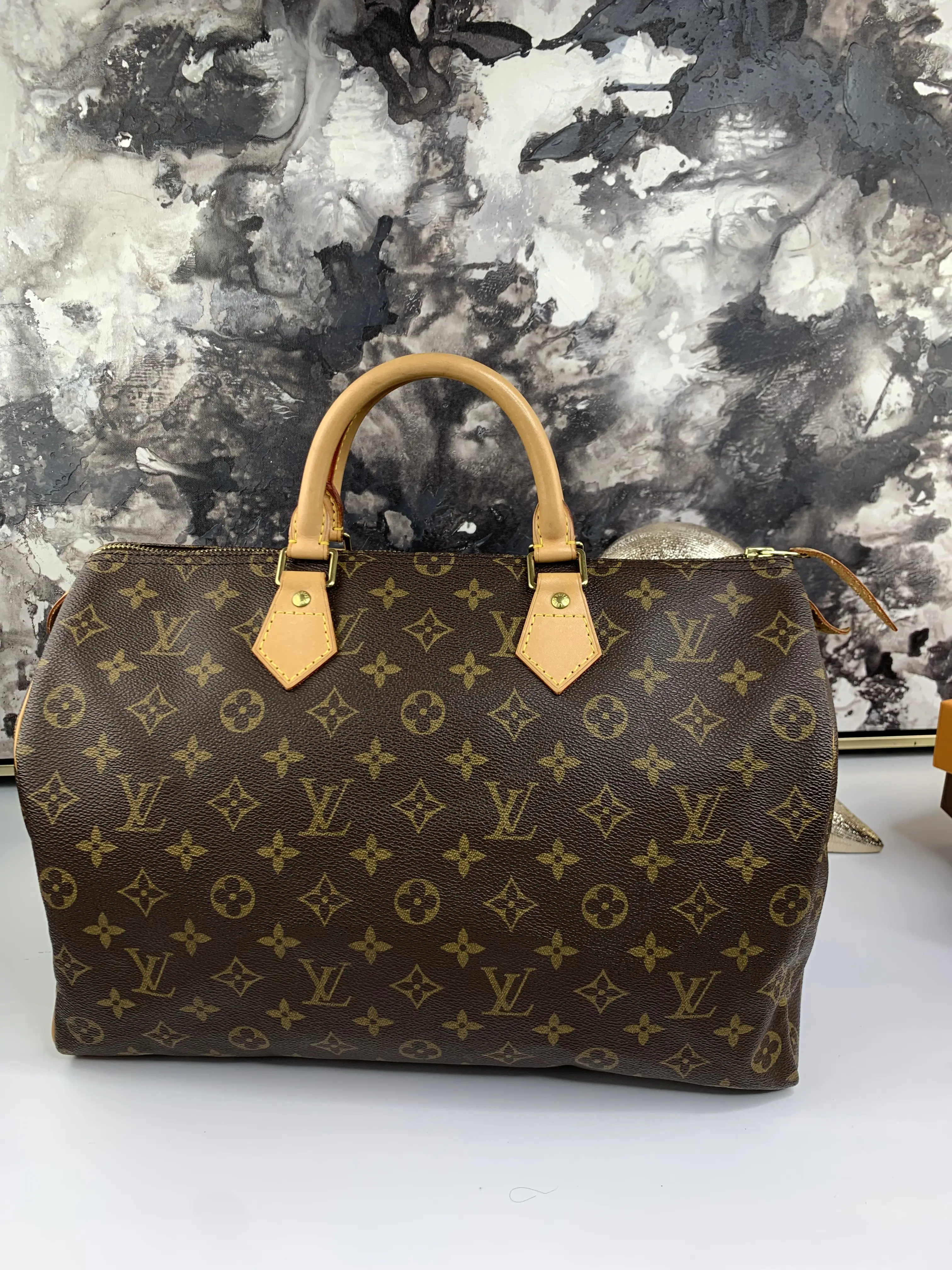 Pre-owned Louis Vuitton coated canvas and vachetta leather Tote Bags Speedy 35 Monogram