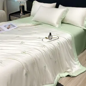 4pcs Summer Washable Embroidered Bedding Set, Includes 1 Duvet Cover, 1 Sheet, 2 Pillowcases, Perfect for Warm Weather Sleepwear