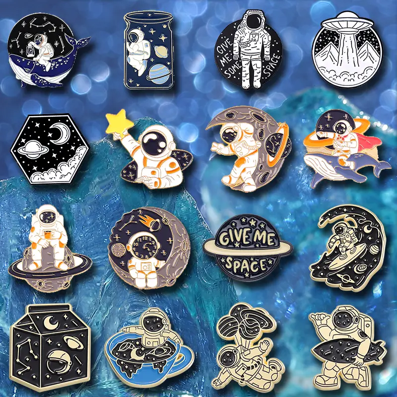 16PCS Cartoon Astronaut Brooches - Unisex Fashion Clothing Accessory for Daily Wear, Backpack Decor, Exquisite Gift for Loved Ones, Brooch