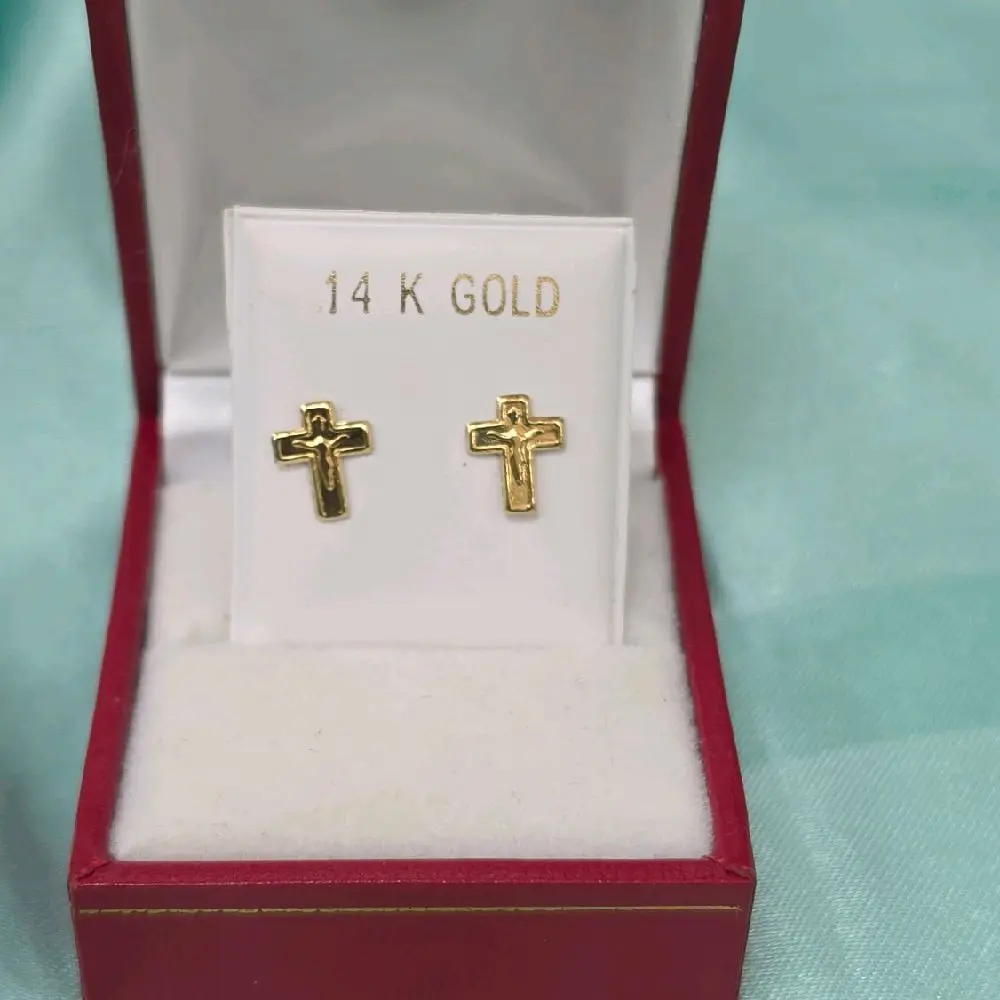 14K Gold Arete with Cross and Cristo Design