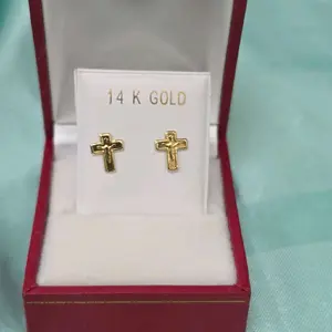 14K Gold Arete with Cross and Cristo Design