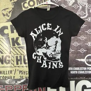 Alice In Chains skull b&w babydoll tee