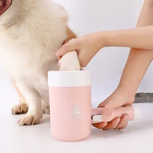 Hot Pet Foot Washing Cup, Dog Paw Cleaning Tool, Semi-Automatic Cat Claw Cleaner, Small and Convenient Pet Supplies