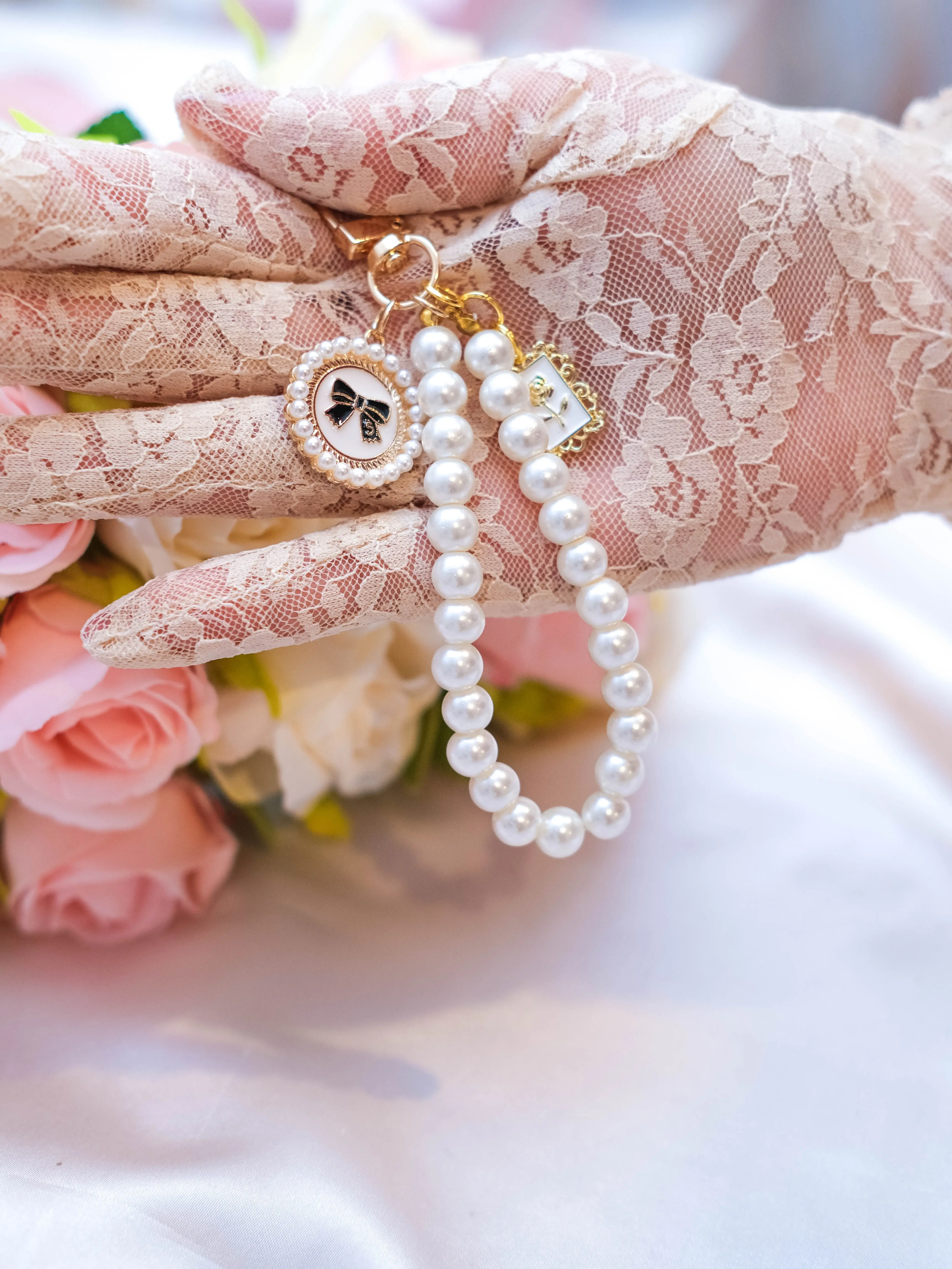 Elegant Pearl Keychain Wristlet
