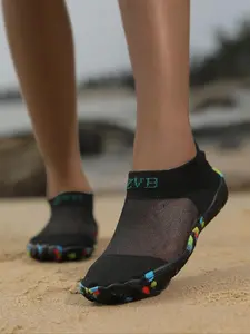 Women's Solid Color Mesh Slip on Water Shoes, Casual Sporty Breathable Comfortable Barefoot Shoes for Beach Swimming, Ladies Sports Shoes for Indoor Outdoor Wear（gift）