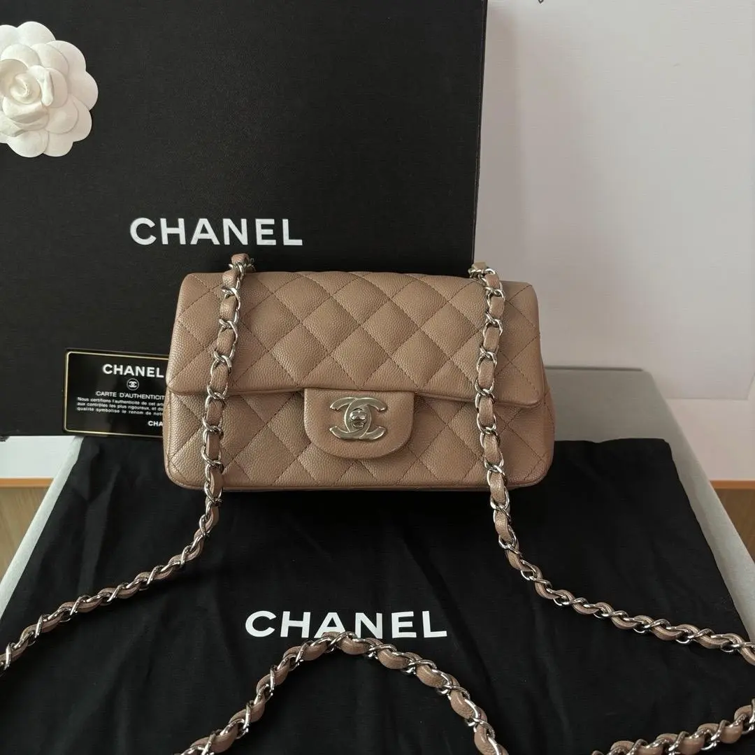 Pre-owned Chanel Classic Rectangular Mini Flap Beige Caviar Silver Hardware SC199