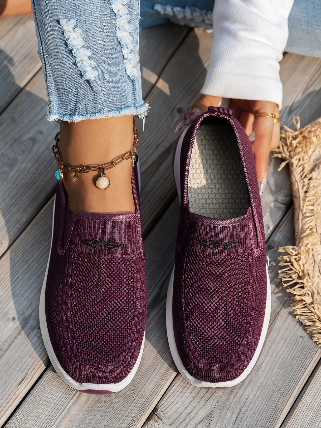 Laceless Sports Shoes for Lazy People, Lightweight Breathable Mom Shoes, Comfortable Soft Sole for Daily Walks, Spring Summer Mesh Shoes, Slip On Footwear, Slip On Walking