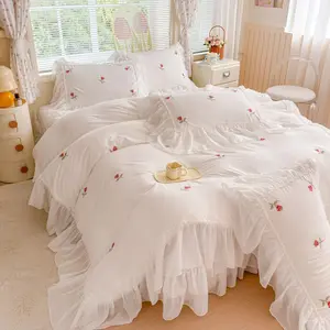 3pcs Embroidered Rose Duvet Cover Set, Cute Sweet Girl Bedding, Soft Breathable Fabric,(include 1 Pc duvet cover+2Pcs Pillowcases) Double Queen Size, Machine Washable Duvet, Embroidery Bed Set