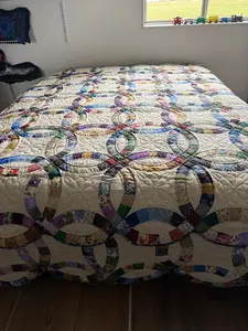 Amish Quilt (Wedding Ring) Queen size