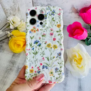 Wildflowers Wavy Luxe MagSafe Case for iPhone